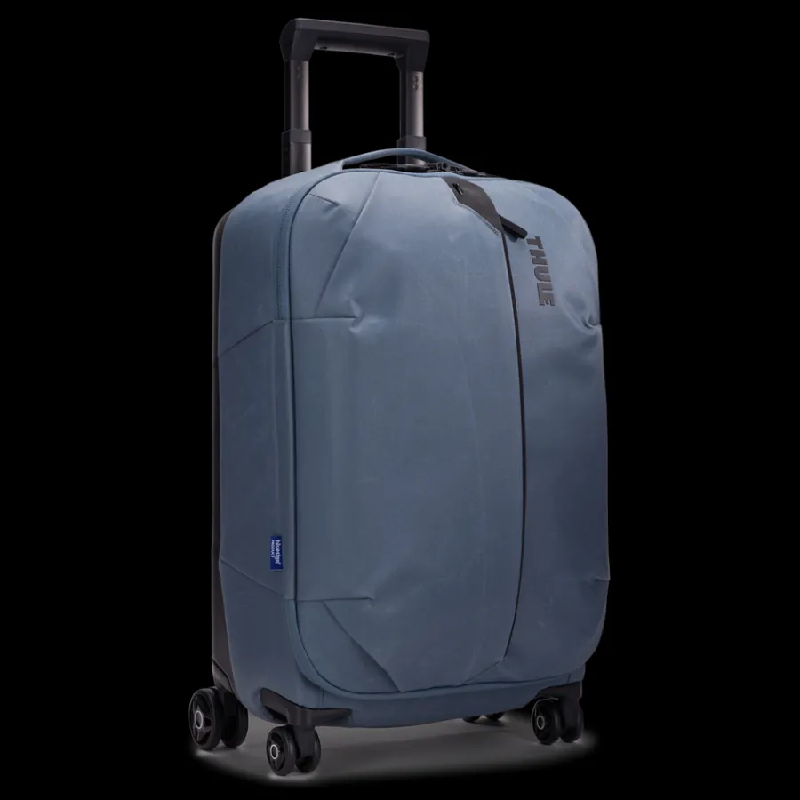 Clearance Thule Aion luggage set bundle