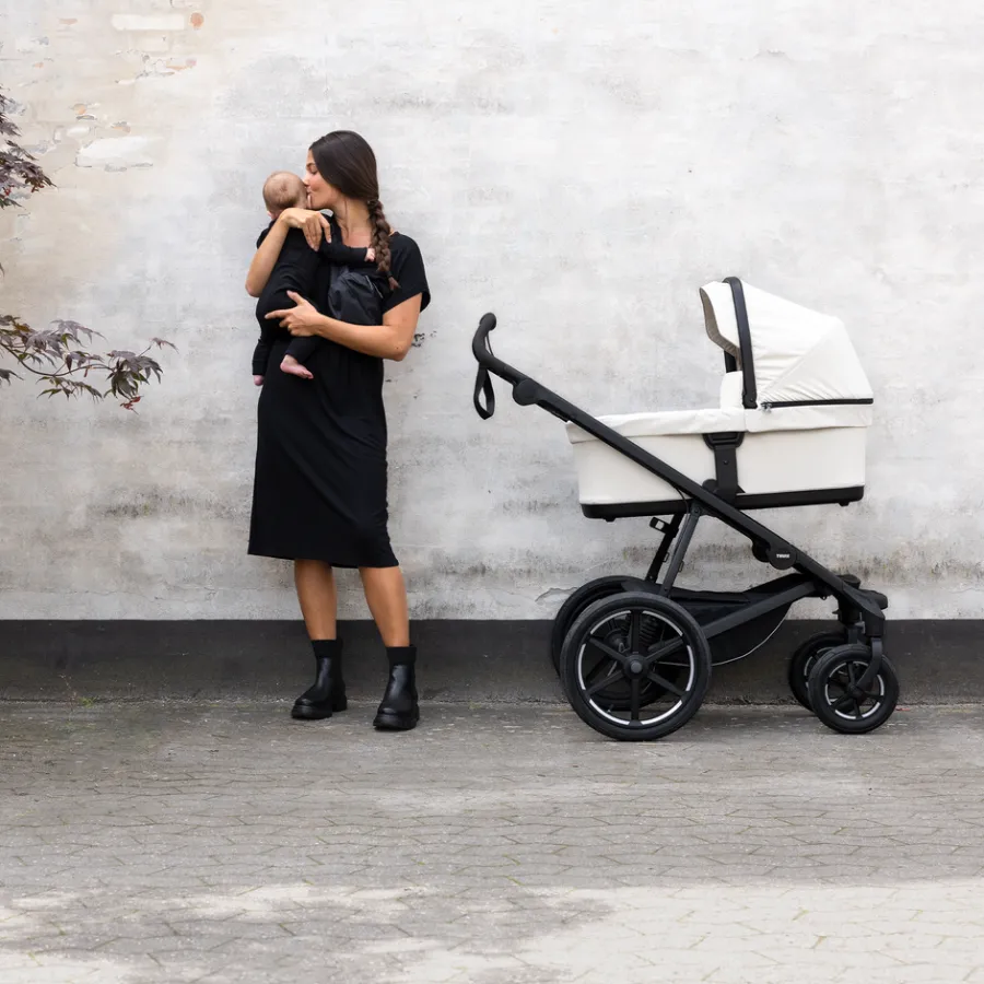 Fashion Thule bassinet