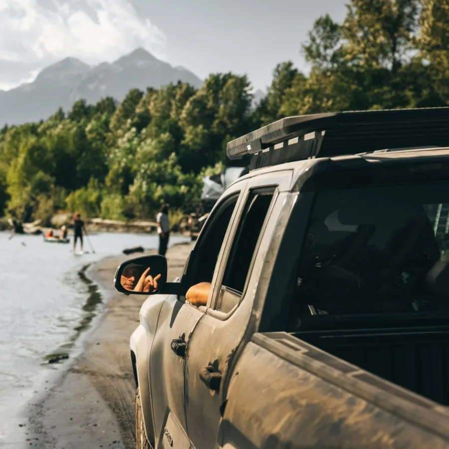 Hot Thule Caprock rail mount