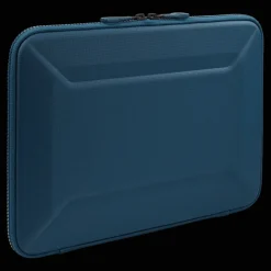 Hot Thule Gauntlet