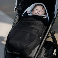 Hot Thule newborn nest