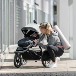 Hot Thule newborn nest