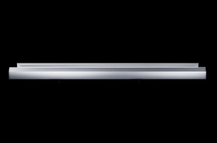 Fashion Thule side profile
