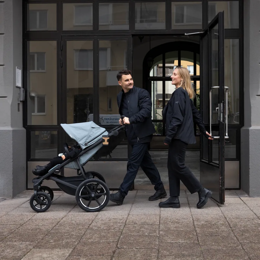 Fashion Thule Urban Glide 4-wheel travel system bundle